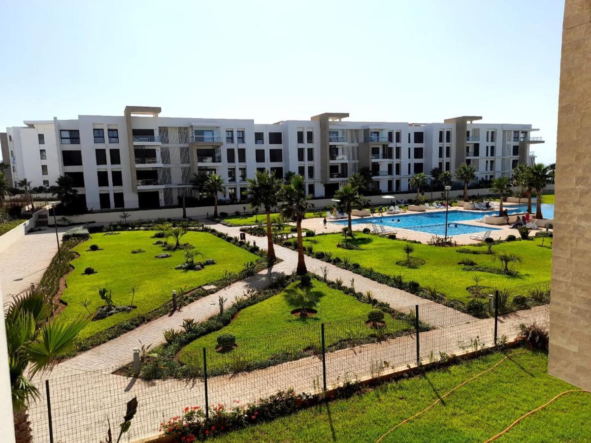 Vus Sur Mer Et Piscine Salé Exterior photo