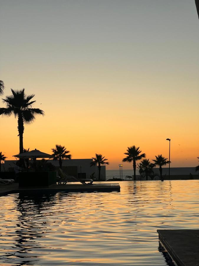 Vus Sur Mer Et Piscine Salé Exterior photo
